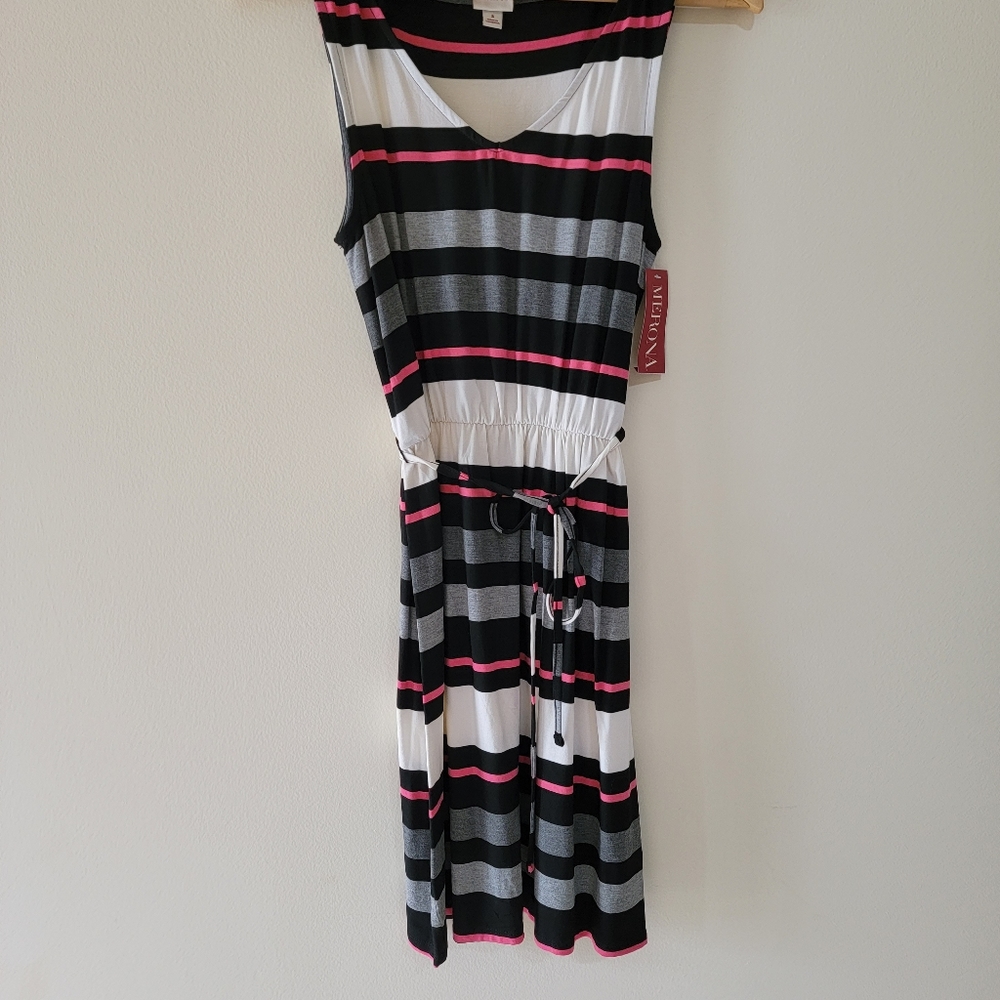 Striped Sleeveless Sundress - Small NWT - Picture 9 of 11